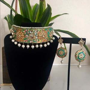 Meenakari chokar set